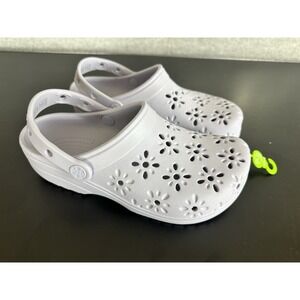 Crocs Womens 7 Classic Floral Cut Out Clog Purple Moon New With Tags Flower